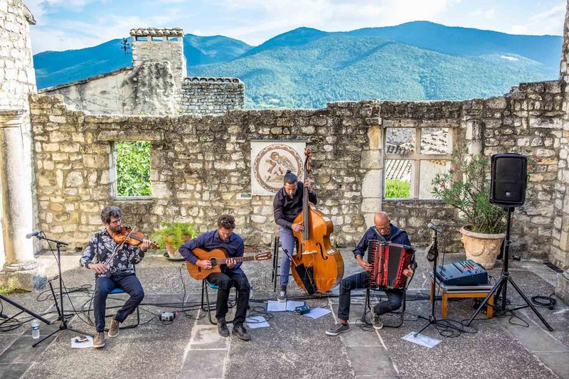 17/07/2021 – Bismut & Minardi Quartet au Poët Laval Jazz/s Festival