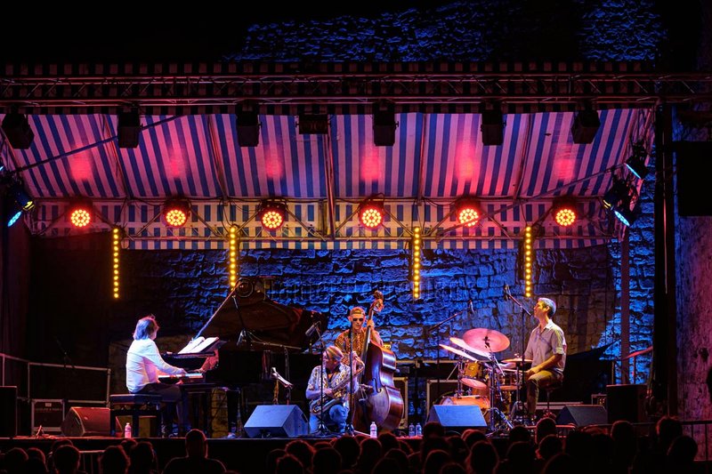 22/07/2022 – Michel Fernandez Quartet au Poët Laval Jazz/s Festival