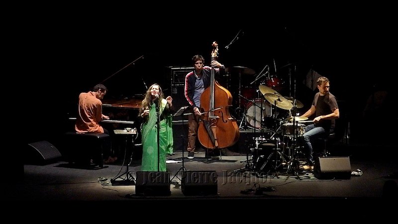 30/11/2019 – EYM Trio & Varijashree Venugopal au Manège pour le Forum Jazz(s)RA