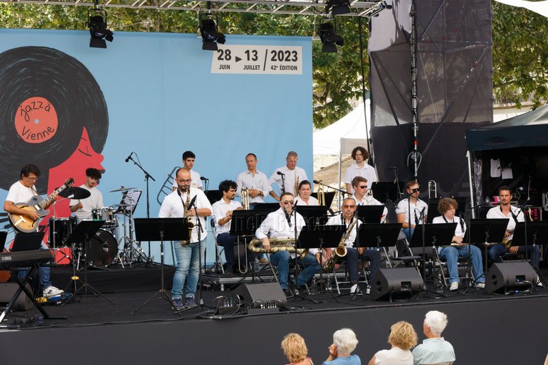 07/07/2023 – J&W Big Band et le Swing System à Cybèle pour Jazz à Vienne