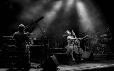 30/04/2024 – Ana Carla Maza en trio à La Mouche pour le International Jazz Day