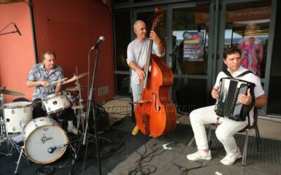 15/08/2024 – Jazz Gourmand :  Alexandre Roure Trio à Buis-les-Baronnies pour Parfum de Jazz