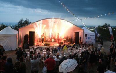 24/08/2024 – La soirée arrosée de samedi au JazzFest’Chiroubles