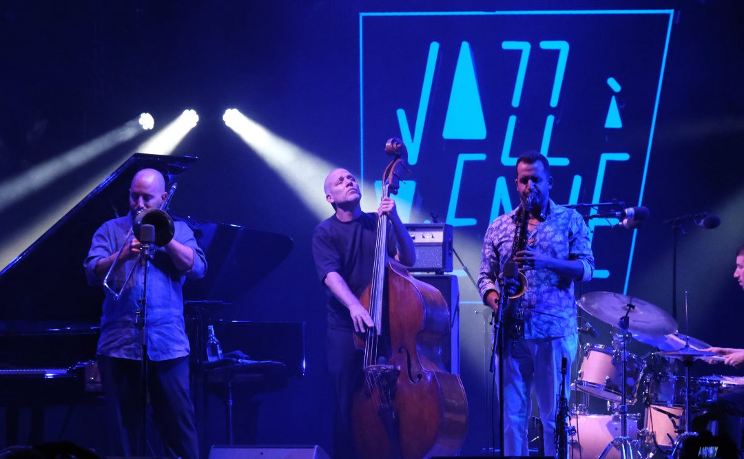 26/06/2025 – Avishai Cohen Quintet au Théâtre Antique