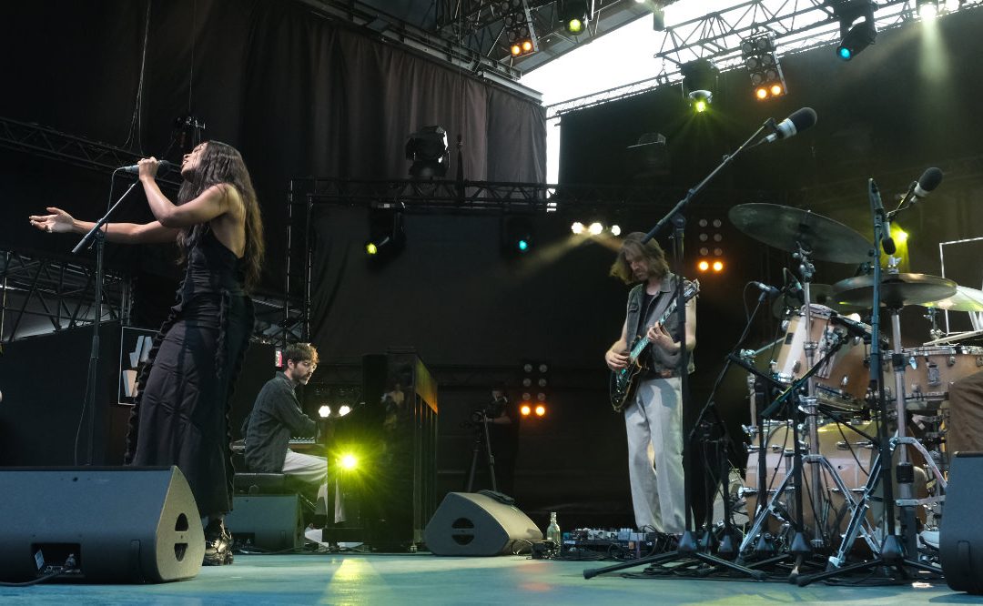 08/07/2025 –  Célia Kameni « Méduse » au Théâtre Antique