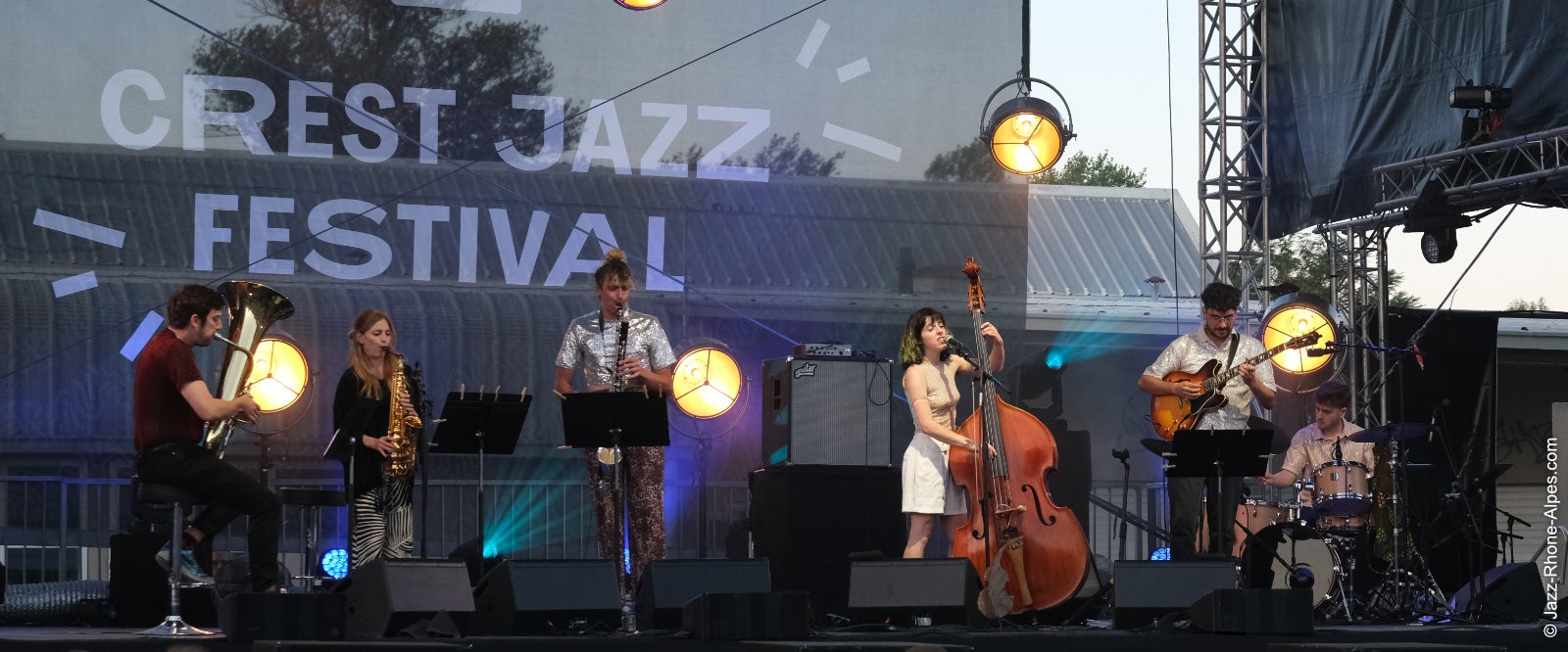 270529-3-knobil-large-ensemble-crest-jazz-2237-1600x666