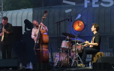 01/08/2025 – Baptiste Herbin Trio « Django! » au Crest Jazz