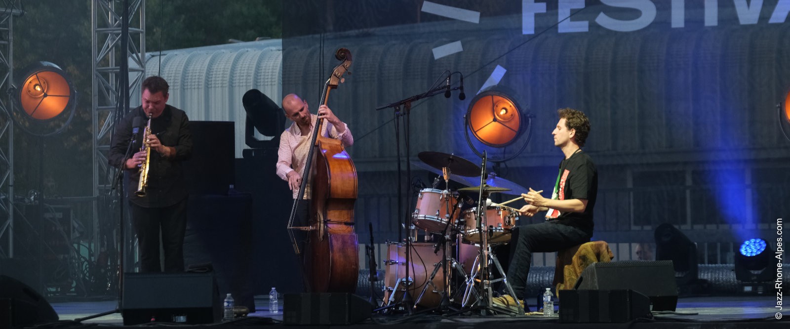 250801-4-baptiste-herbin-trio-crest-jazz-2861-1600x666