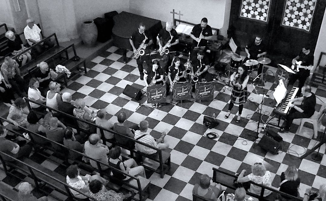 04/08/2025 – Sotavento Big Band Concert de soutien à Jazz sur les places