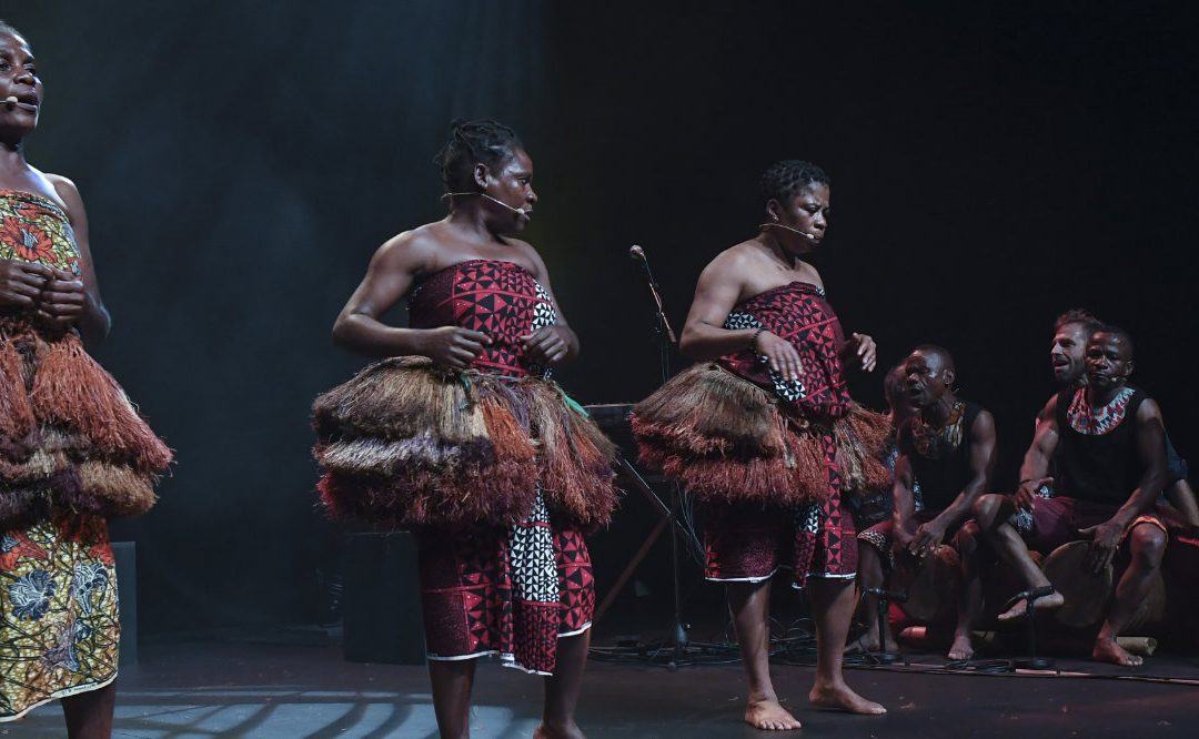 07/10/2025 – « Äkä- Free Voices of Forest » au Lux à Valence