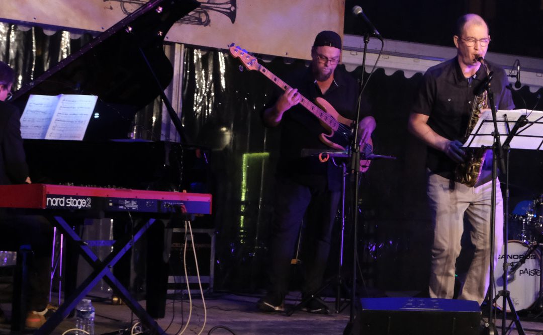 17/09/2026 – Julien Hucq invite TNT Trio à Jazz sur les Places